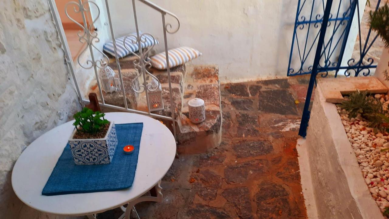 Zoe Apartments No 7 , Hydra Island Greece Exteriör bild
